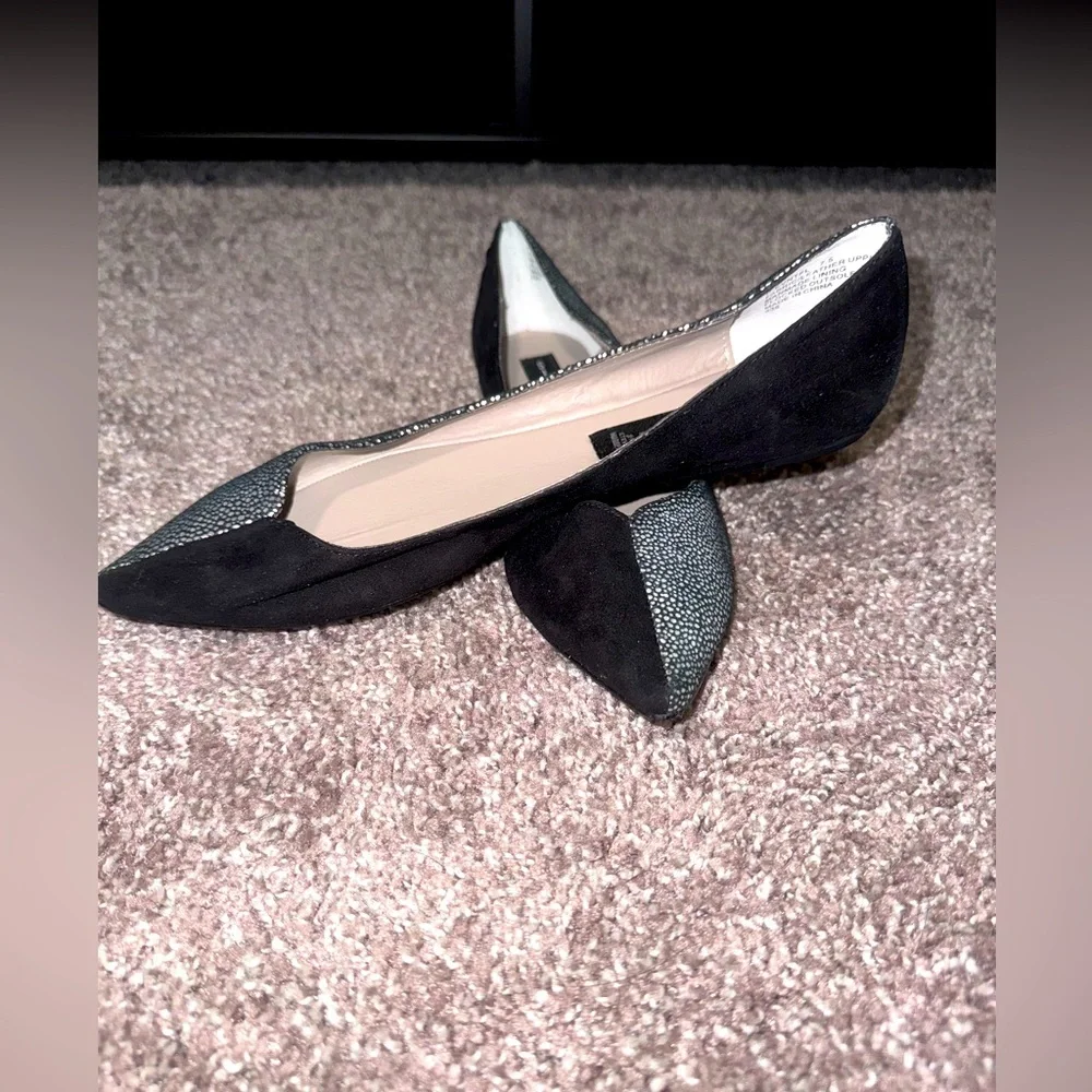 Steven by Steve Madden Black and White Flats. EUC! Size 7.5